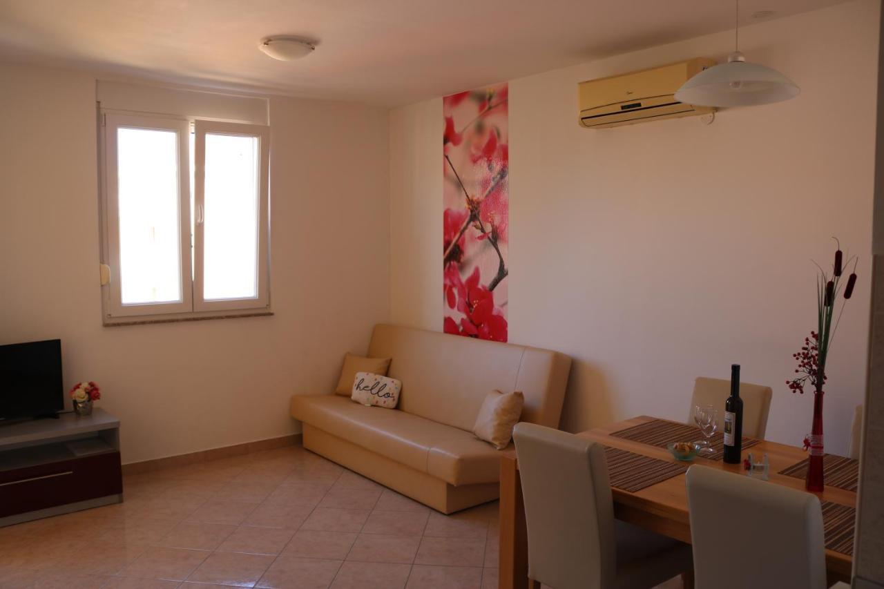 Apartments Marina Vodice Exterior photo