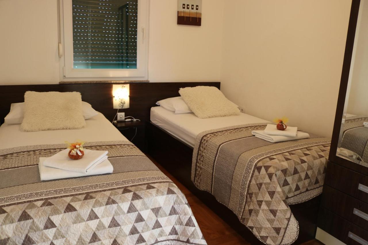 Apartments Marina Vodice Exterior photo